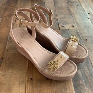 Nude Tory Burch Wedges